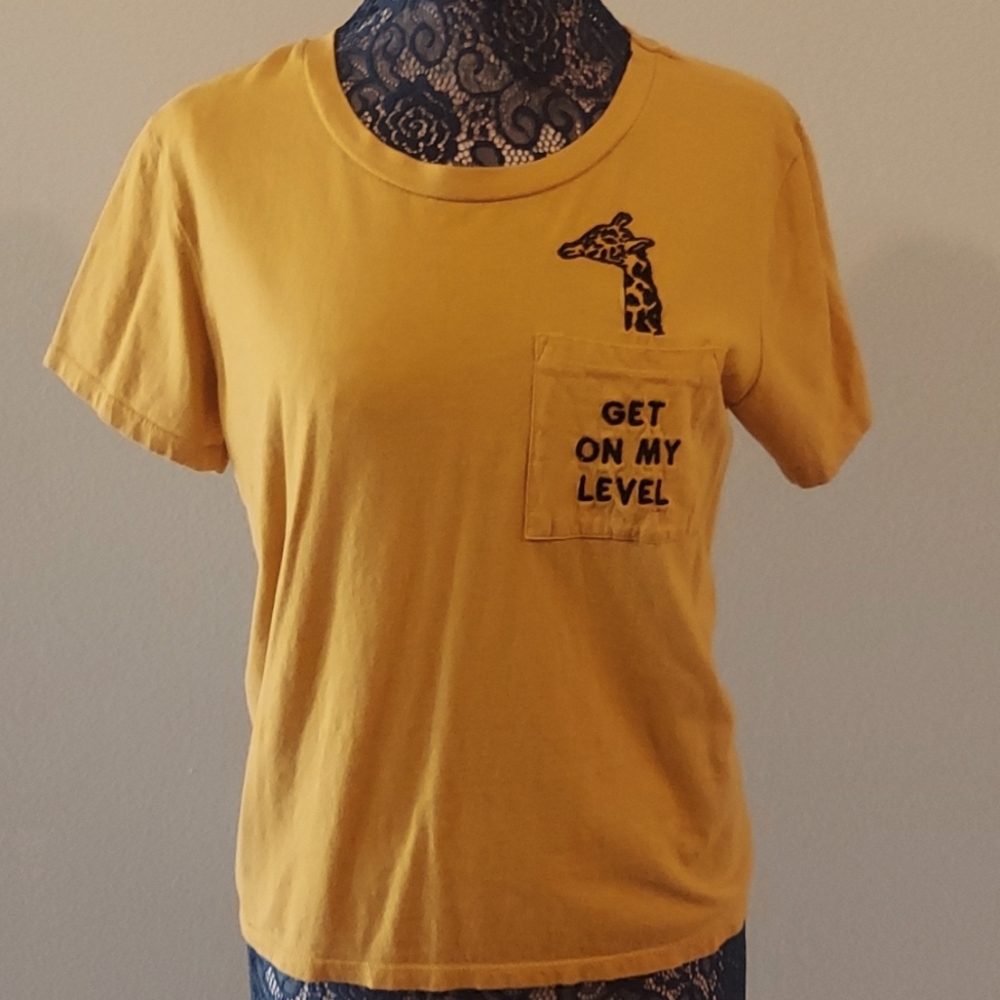 Short sleeve top